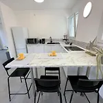 Clara - Singola Con Giardino Privato E Barbecue *
