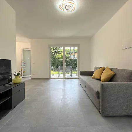 Clara - Singola Con Giardino Privato E Barbecue Villa *