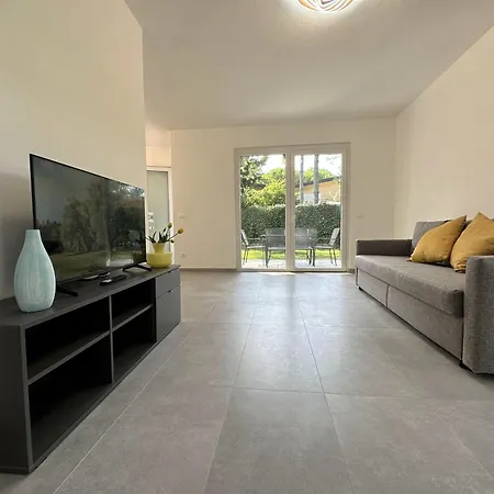 Clara - Singola Con Giardino Privato E Barbecue * 利尼亚诺萨比亚多罗