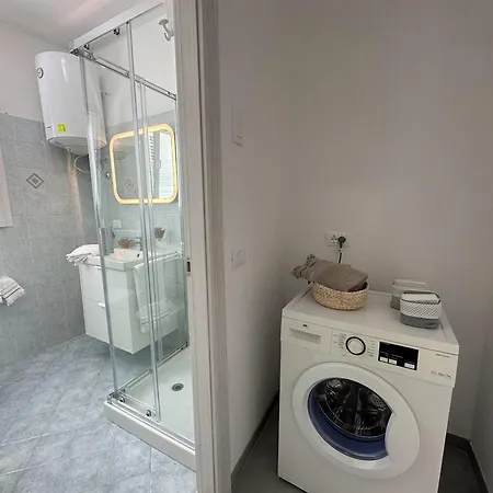 别墅 Clara - Singola Con Giardino Privato E Barbecue