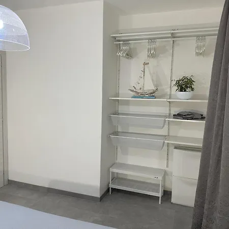 Villa Clara - Singola Con Giardino Privato E Barbecue *